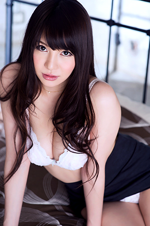 Aoi in 'Amazing Beauty' via All Gravure